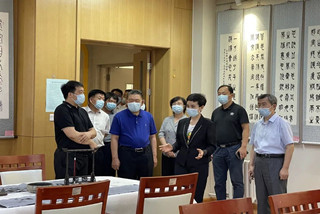 河北省政府副省長(zhǎng)高云霄等領(lǐng)導(dǎo)一行蒞臨燕達(dá)金色年華健康養(yǎng)護(hù)中心調(diào)研指導(dǎo)工作